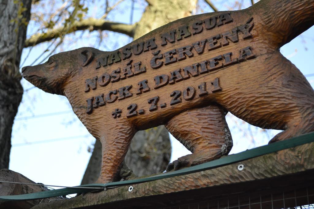 Restaurant A Penzion Steak Station Pardubice Buitenkant foto